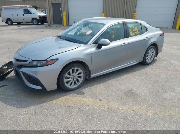 4T1G11AK6NU659018 2022 TOYOTA CAMRY - Image 2