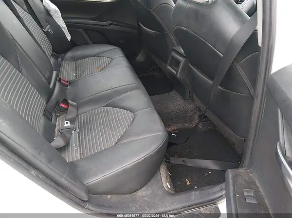 4T1G11AK6NU668009 2022 TOYOTA CAMRY - Image 8