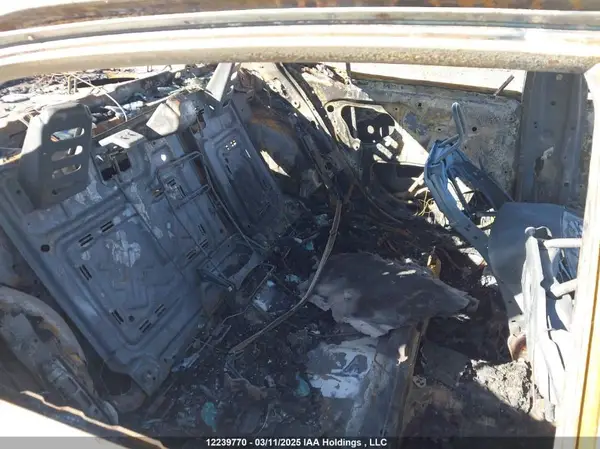 4T1G11AK6NU671718 2022 TOYOTA CAMRY - Image 8