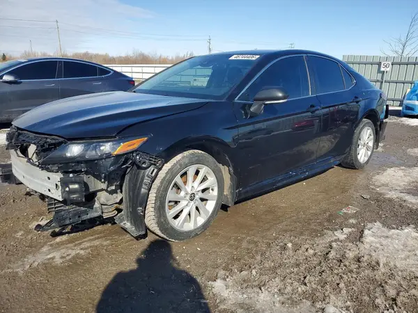 4T1G11AK6NU674697 2022 TOYOTA CAMRY - Image 1