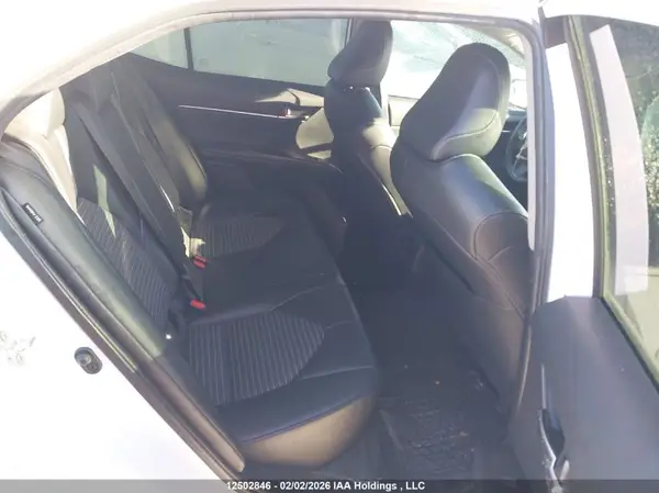 4T1G11AK6NU678085 2022 TOYOTA CAMRY - Image 8