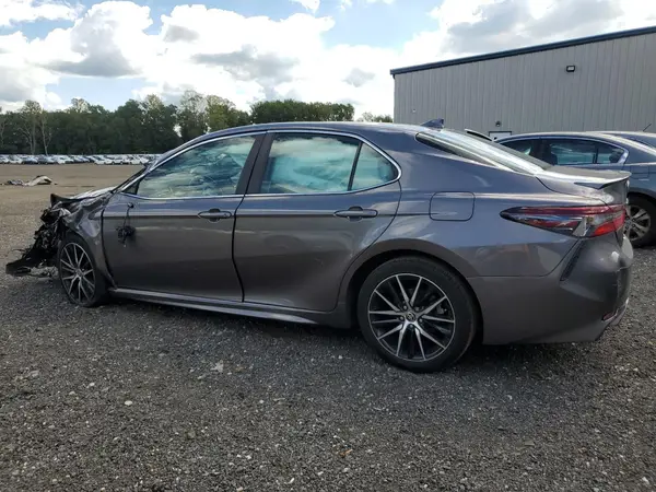 4T1G11AK6NU691175 2022 TOYOTA CAMRY - Image 2