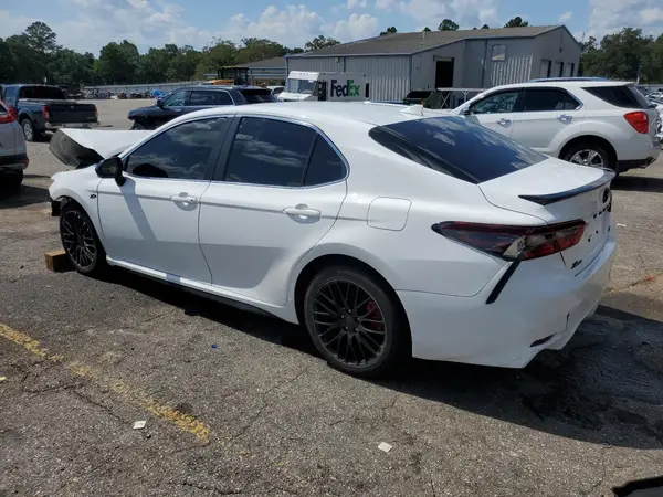 4T1G11AK6NU694920 2022 TOYOTA CAMRY - Image 2