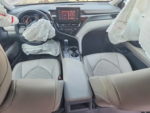 4T1G11AK6NU699552 2022 TOYOTA CAMRY - Image 8