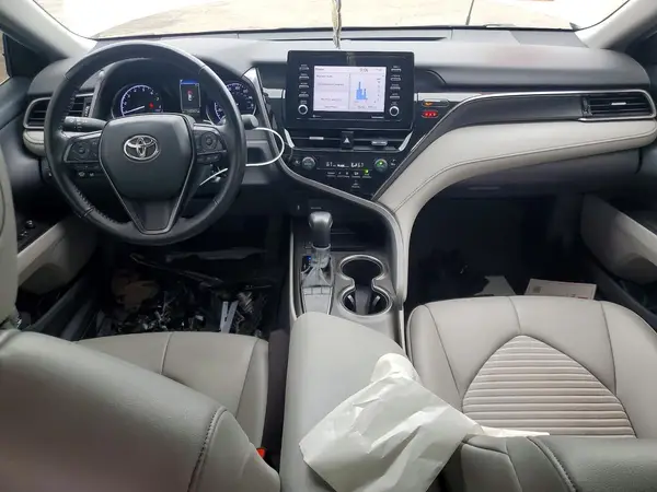 4T1G11AK6NU715037 2022 TOYOTA CAMRY - Image 8