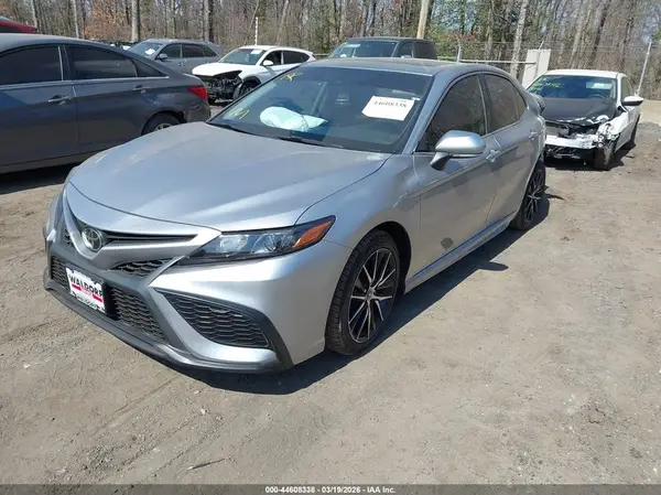 4T1G11AK6NU719007 2022 TOYOTA CAMRY - Image 2