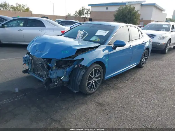 4T1G11AK6PU102323 2023 TOYOTA CAMRY - Image 2