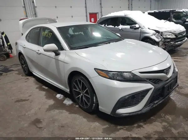 4T1G11AK6PU112396 2023 TOYOTA CAMRY - Image 1