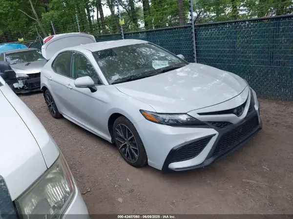 4T1G11AK6PU112690 2023 TOYOTA CAMRY - Image 1