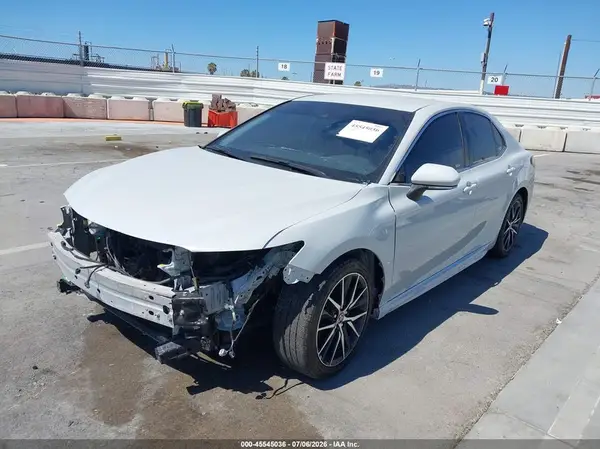 4T1G11AK6PU136844 2023 TOYOTA CAMRY - Image 2