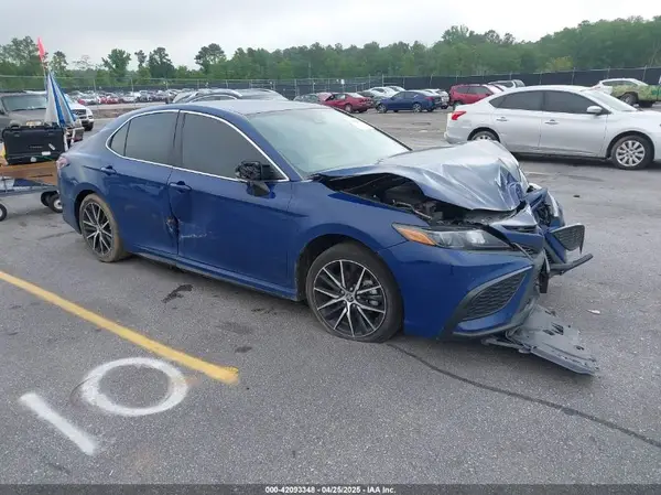 4T1G11AK6PU139923 2023 TOYOTA CAMRY - Image 1
