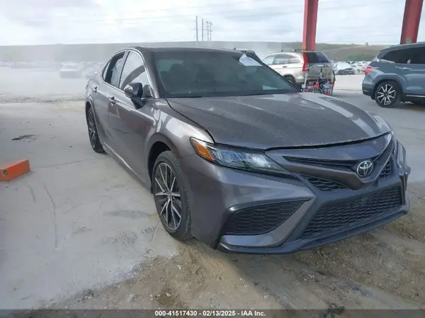 4T1G11AK6PU152445 2023 TOYOTA CAMRY - Image 1
