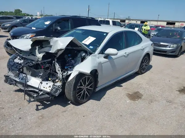 4T1G11AK6PU153353 2023 TOYOTA CAMRY - Image 2