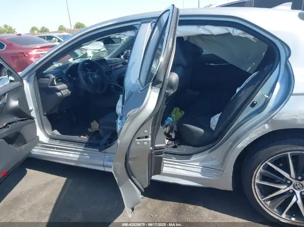 4T1G11AK6PU169553 2023 TOYOTA CAMRY - Image 8