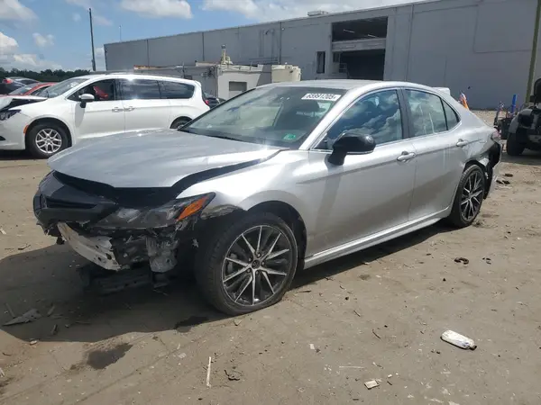4T1G11AK6PU720161 2023 TOYOTA CAMRY - Image 1
