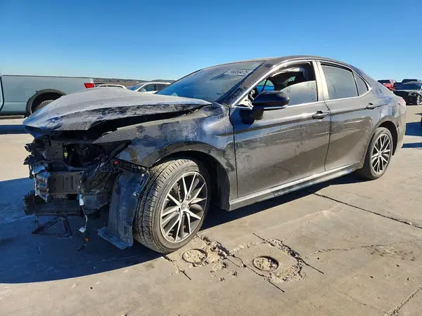 4T1G11AK6PU726252 2023 TOYOTA CAMRY - Image 1