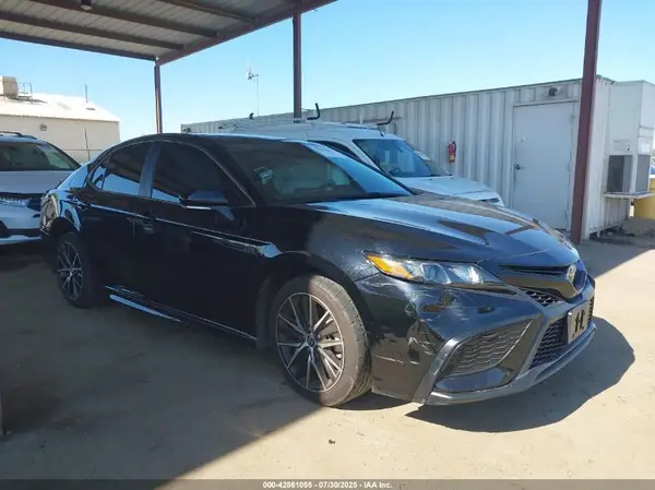 4T1G11AK6PU749448 2023 TOYOTA CAMRY - Image 1