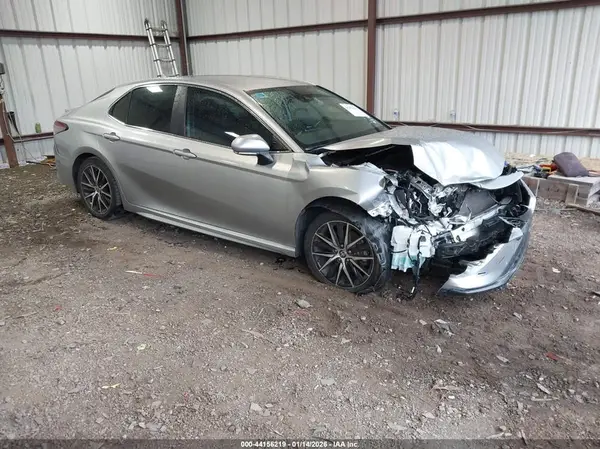 4T1G11AK6PU766167 2023 TOYOTA CAMRY - Image 1