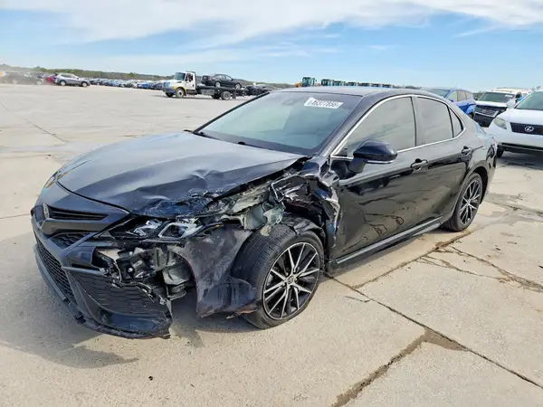 4T1G11AK6PU766170 2023 TOYOTA CAMRY - Image 1
