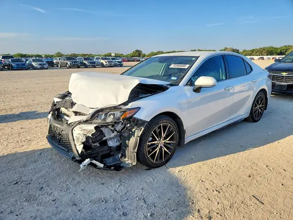 4T1G11AK6PU767285 2023 TOYOTA CAMRY - Image 1