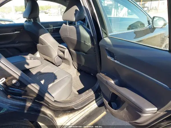 4T1G11AK6PU769828 2023 TOYOTA CAMRY - Image 8