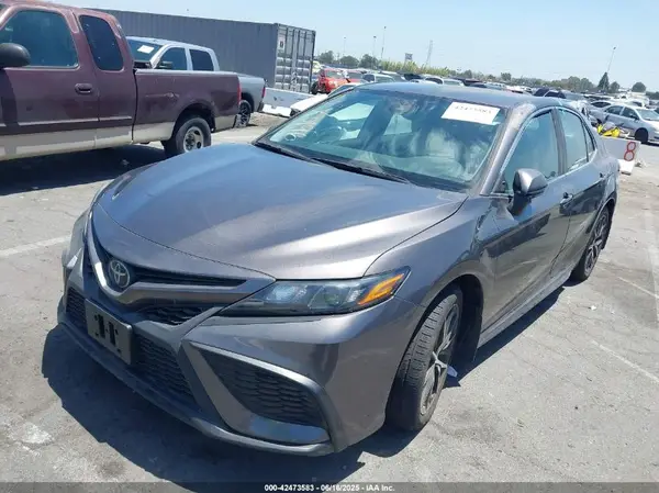 4T1G11AK6PU780196 2023 TOYOTA CAMRY - Image 2