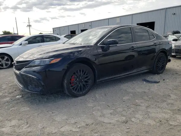 4T1G11AK6PU781493 2023 TOYOTA CAMRY - Image 1