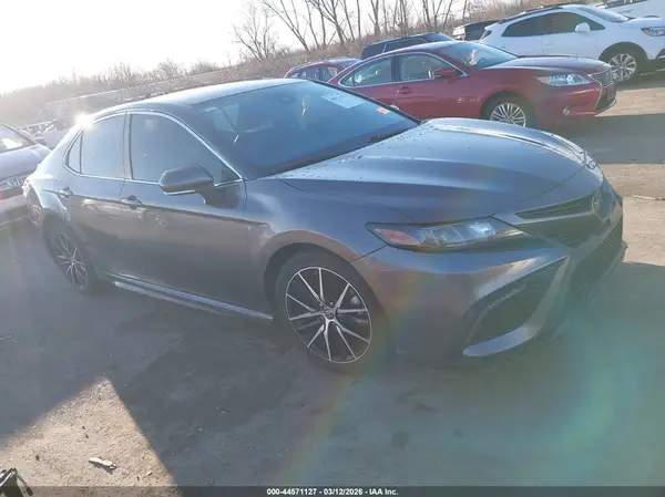 4T1G11AK6PU784300 2023 TOYOTA CAMRY - Image 1
