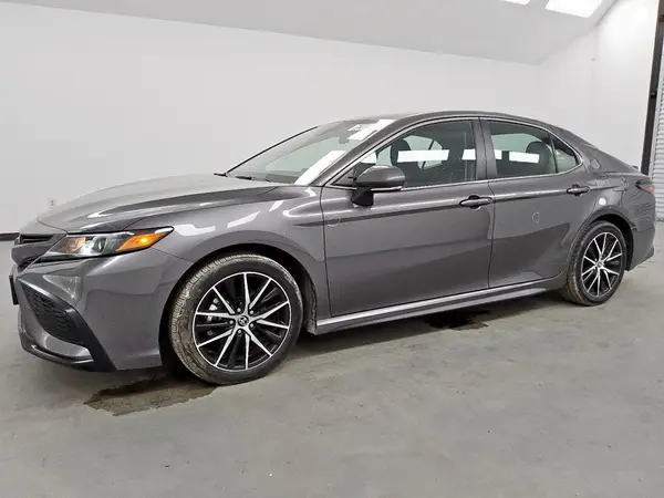 4T1G11AK6PU786189 2023 TOYOTA CAMRY - Image 1