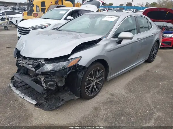 4T1G11AK6PU787018 2023 TOYOTA CAMRY - Image 2