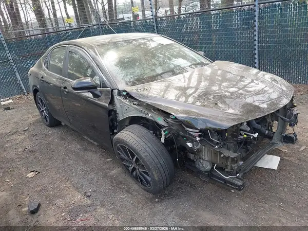 4T1G11AK6PU788203 2023 TOYOTA CAMRY - Image 1