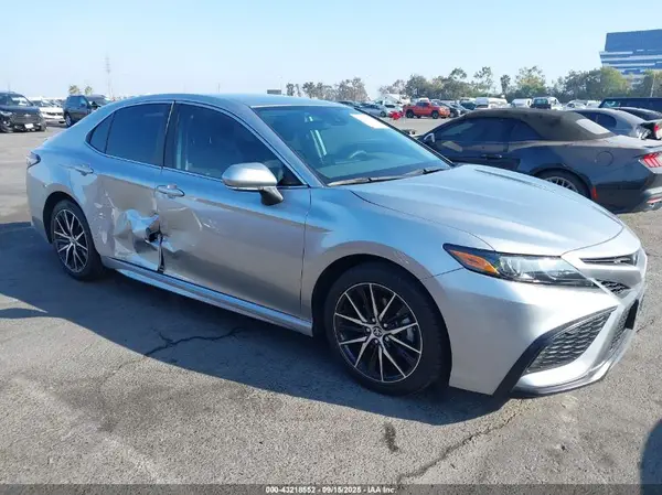 4T1G11AK6PU789125 2023 TOYOTA CAMRY - Image 1