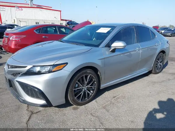 4T1G11AK6PU789125 2023 TOYOTA CAMRY - Image 2