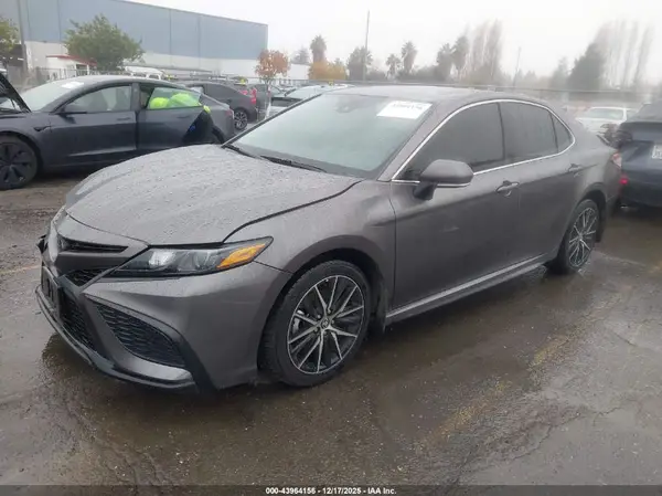 4T1G11AK6PU801435 2023 TOYOTA CAMRY - Image 2