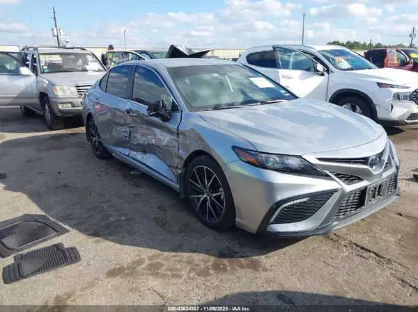 4T1G11AK6PU802567 2023 TOYOTA CAMRY - Image 1