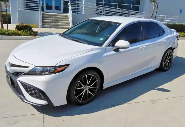 4T1G11AK6PU811107 2023 TOYOTA CAMRY - Image 2