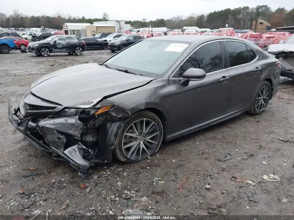 4T1G11AK6PU811883 2023 TOYOTA CAMRY - Image 2