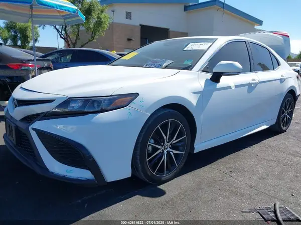 4T1G11AK6PU816923 2023 TOYOTA CAMRY - Image 2