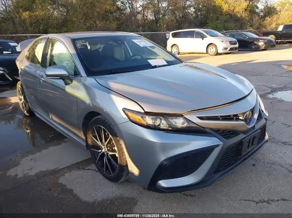 4T1G11AK6PU828635 2023 TOYOTA CAMRY - Image 1