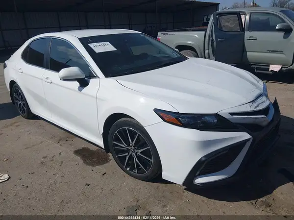 4T1G11AK6PU830742 2023 TOYOTA CAMRY - Image 1