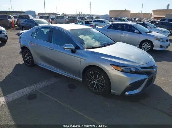 4T1G11AK6PU832197 2023 TOYOTA CAMRY - Image 1