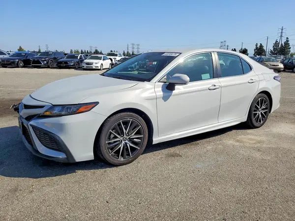 4T1G11AK6RU194522 2024 TOYOTA CAMRY - Image 1