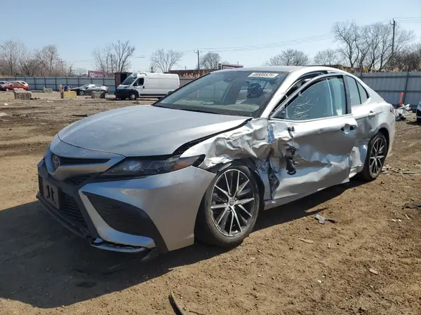 4T1G11AK6RU200125 2024 TOYOTA CAMRY - Image 1