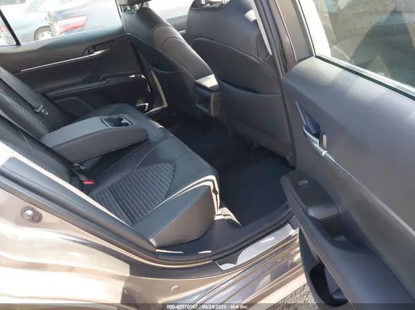 4T1G11AK6RU207849 2024 TOYOTA CAMRY - Image 8