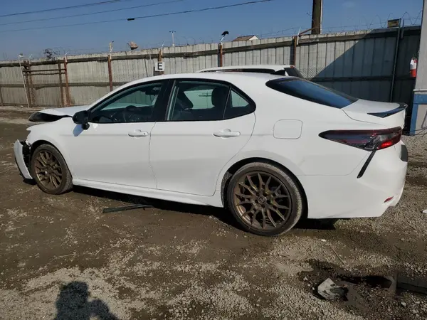 4T1G11AK6RU211576 2024 TOYOTA CAMRY - Image 2