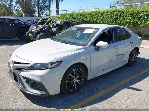 4T1G11AK6RU213263 2024 TOYOTA CAMRY - Image 2