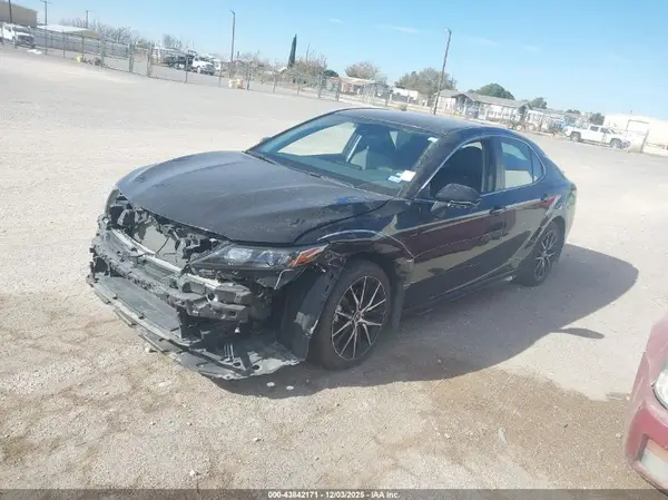 4T1G11AK6RU213327 2024 TOYOTA CAMRY - Image 2