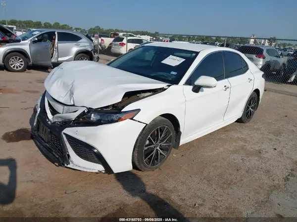 4T1G11AK6RU218804 2024 TOYOTA CAMRY - Image 2