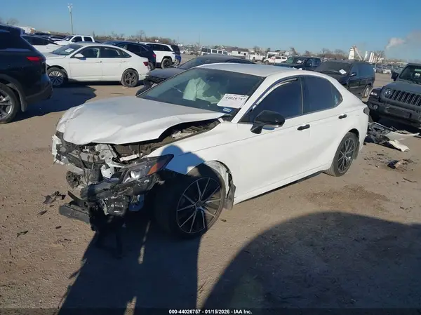 4T1G11AK6RU226739 2024 TOYOTA CAMRY - Image 2