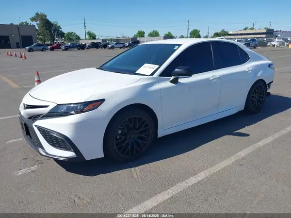 4T1G11AK6RU228488 2024 TOYOTA CAMRY - Image 2